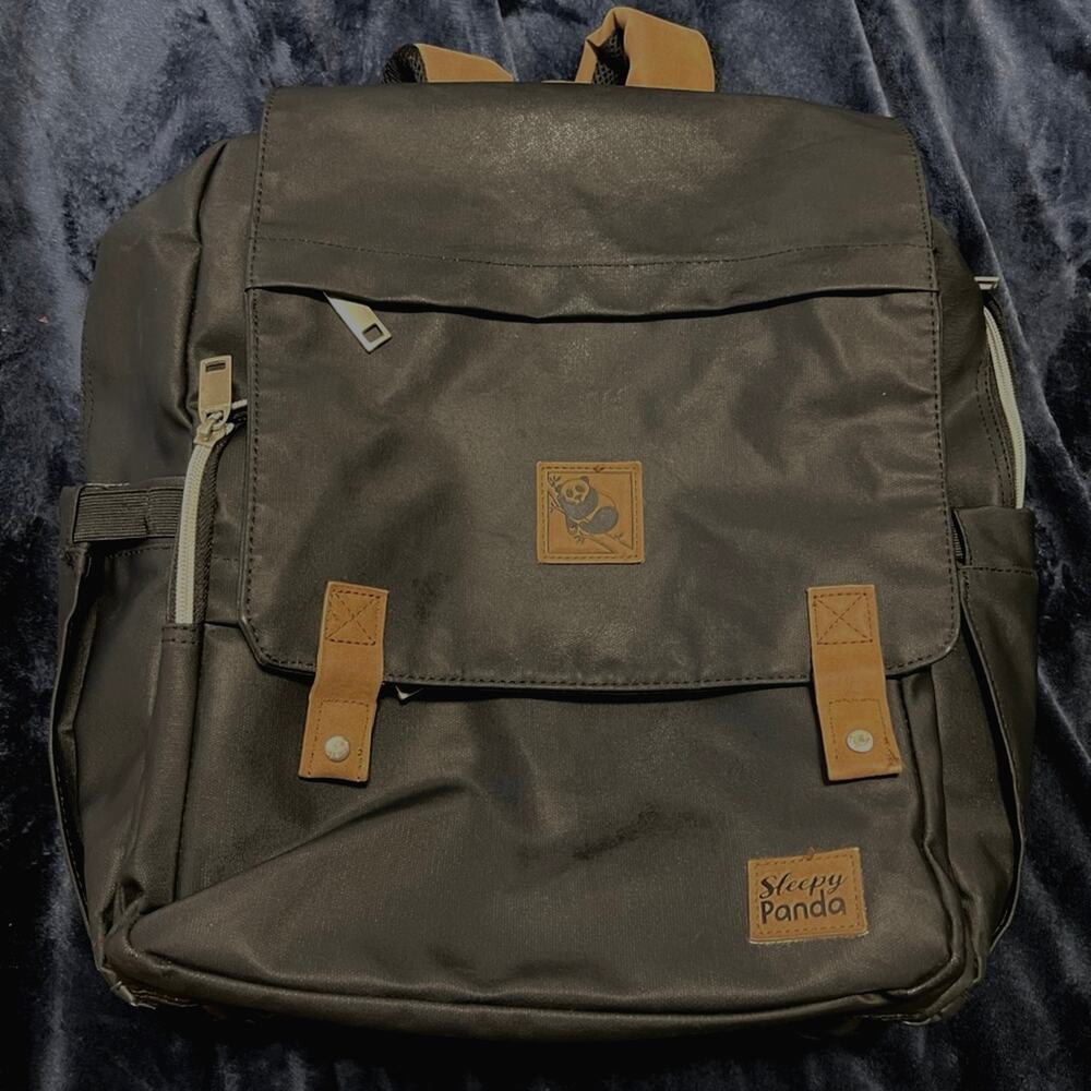 Sleepy Panda Kaitlyn Diaper Bag Backpack Black USB Changing Pad 19+ Pockets EUC